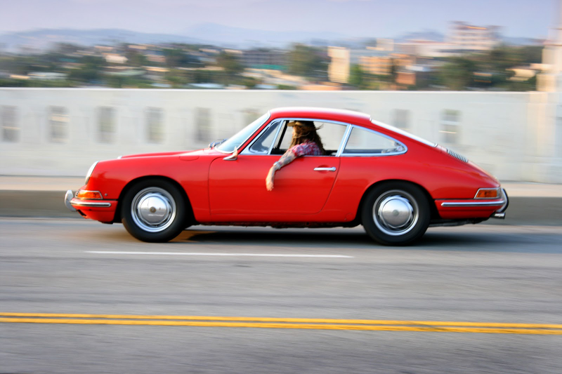 Illustration for article titled Magnus Walker's 1965 Porsche 911 is For Sale